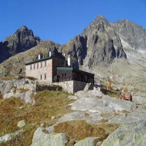 1200px-Teryho_chata_I.jpg
